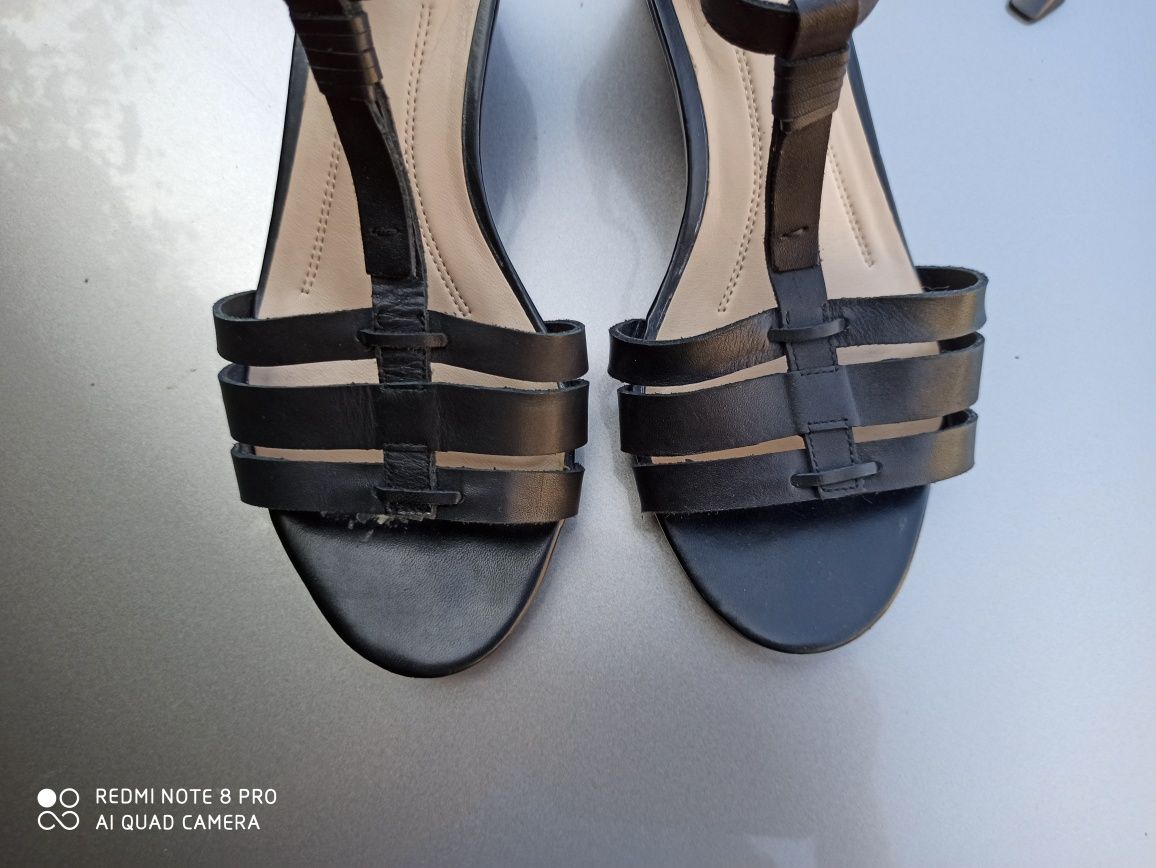 skórzane sandały czarne Mark Spencer rozmiar 39
