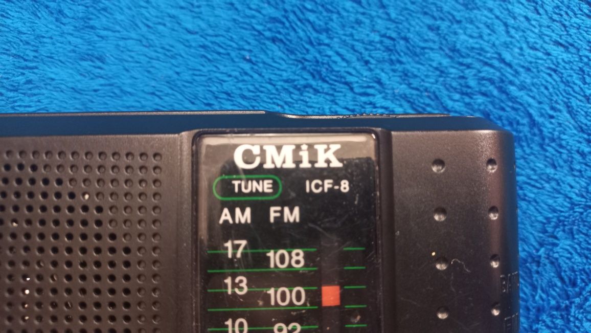 Radyjko CMIK ICF-8 uszkodzone