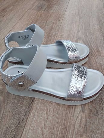 Новые босоножки сандалии девочке Franco sarto