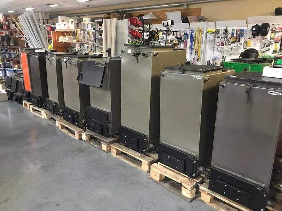 Котел  шахтный на дровах.6,8,10,12,15,20,25-100 КвТ.Котел Холмова