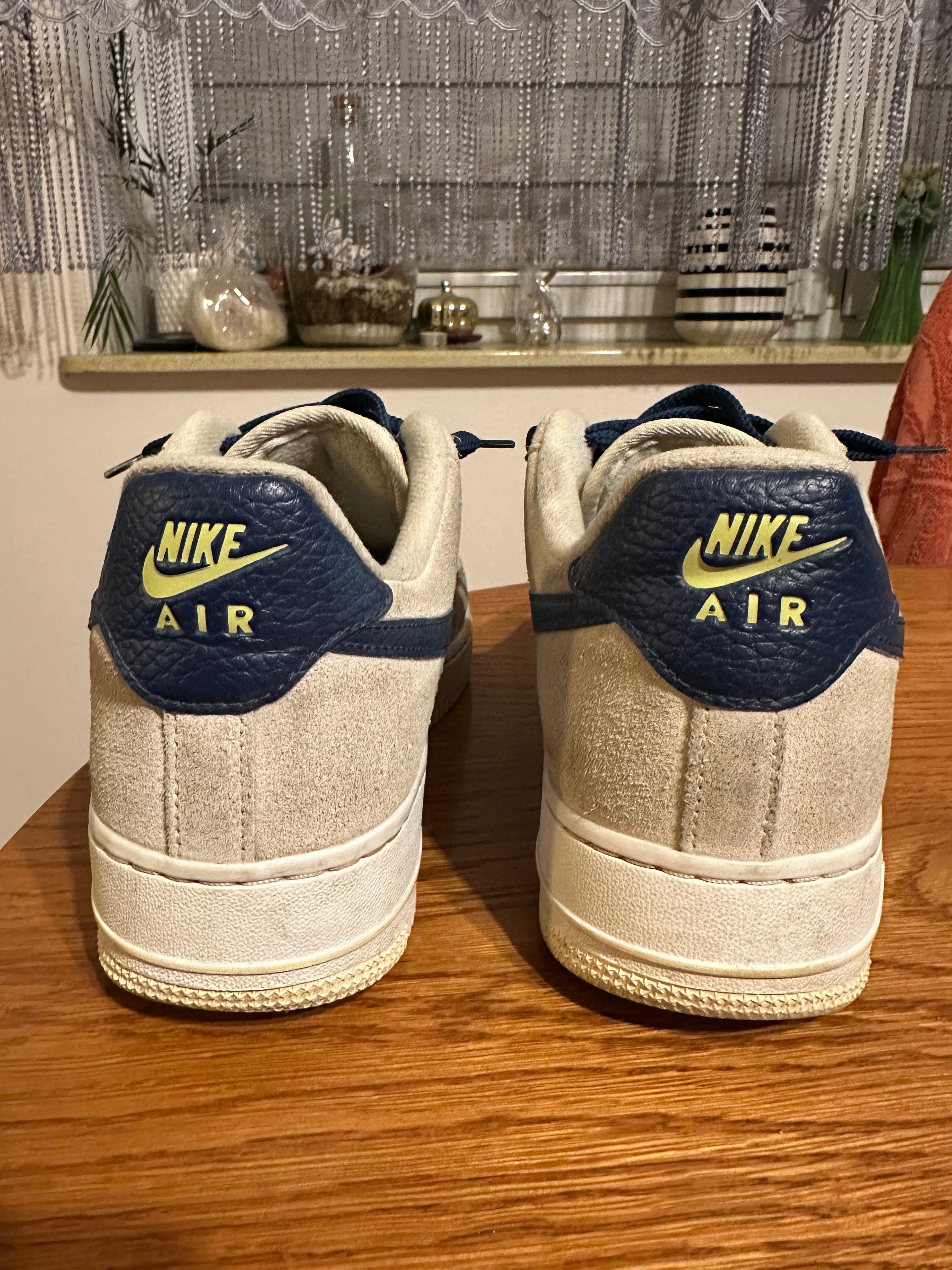 Nike Air Force 42