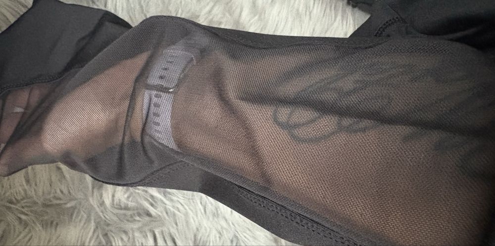 Legginsy sportowe Gym Glamour M czarno-białe – elastyczne i wygodne!