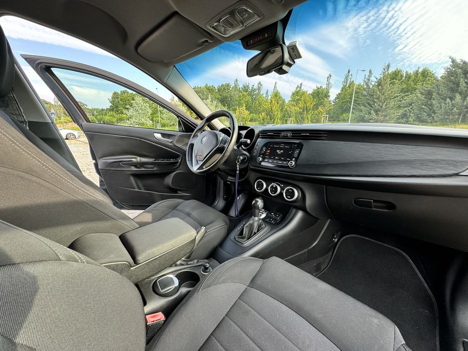 Alfa Romeo Giullieta 1.6 JTDM 120cv Super TCT Full Extras