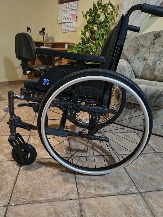 Nowy wózek inwalidzki