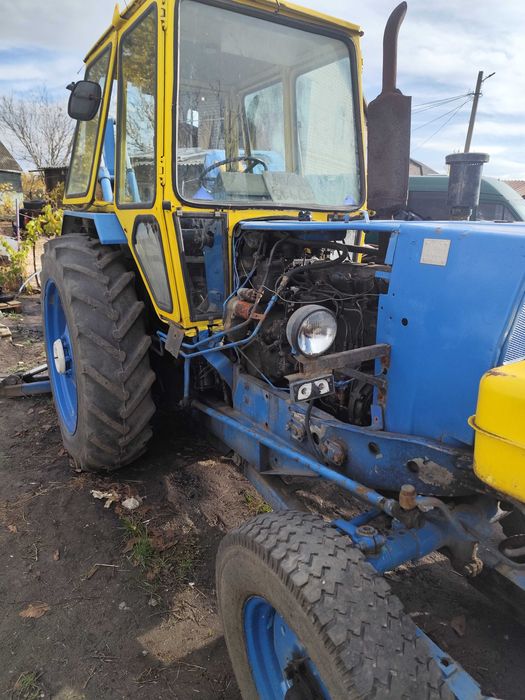 Продам экскаватор юмз