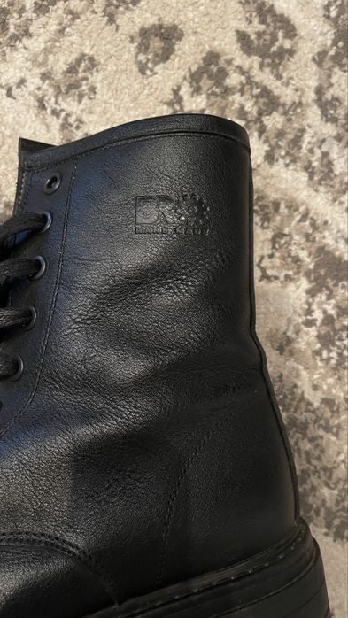 Жіночі шкіряні ботинки