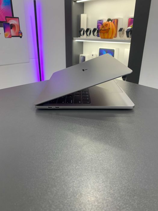 Ноутбук MacBook Pro 13” 2019 i5/8/256 ГАРАНТІЯ 81359