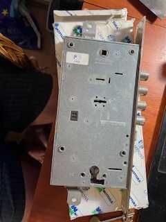 Продам замок Mottura 54797