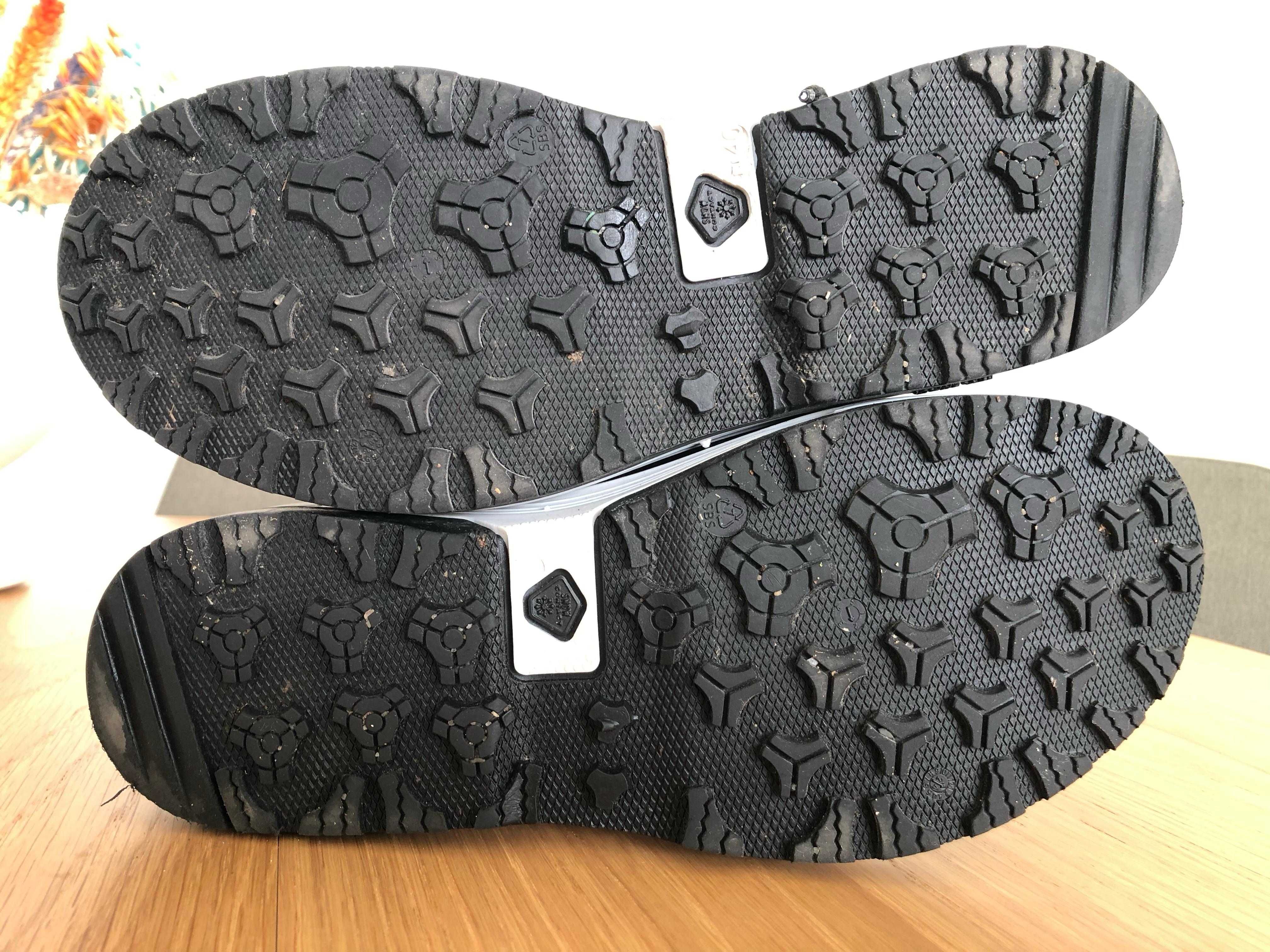 Botas impermeáveis para neve