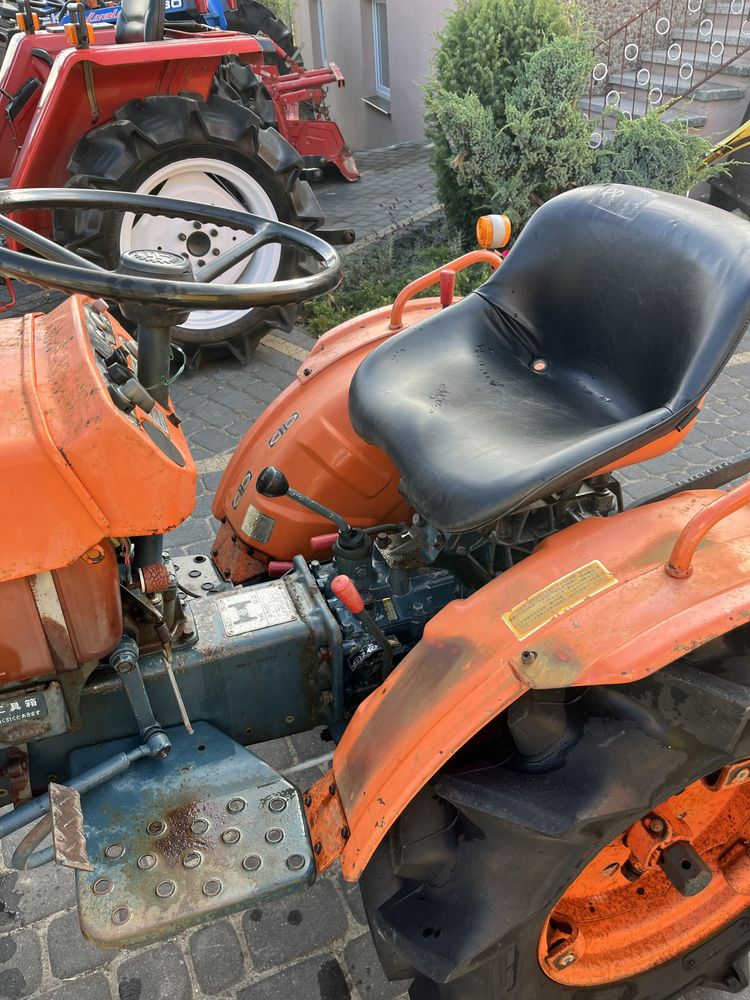 Kubota B7001 4x4 glebogryzarka