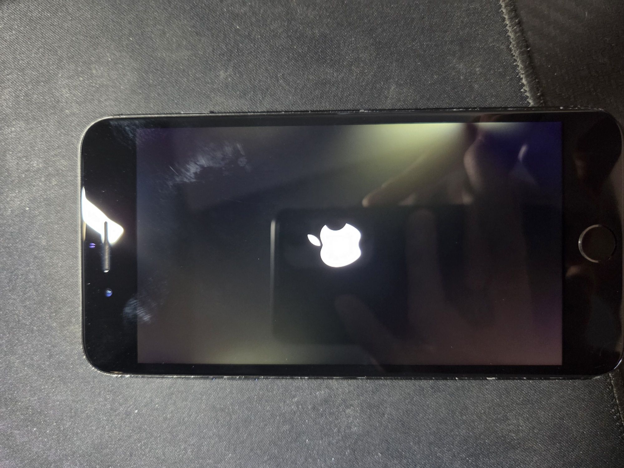 Iphone 7 plus z pudełkiem