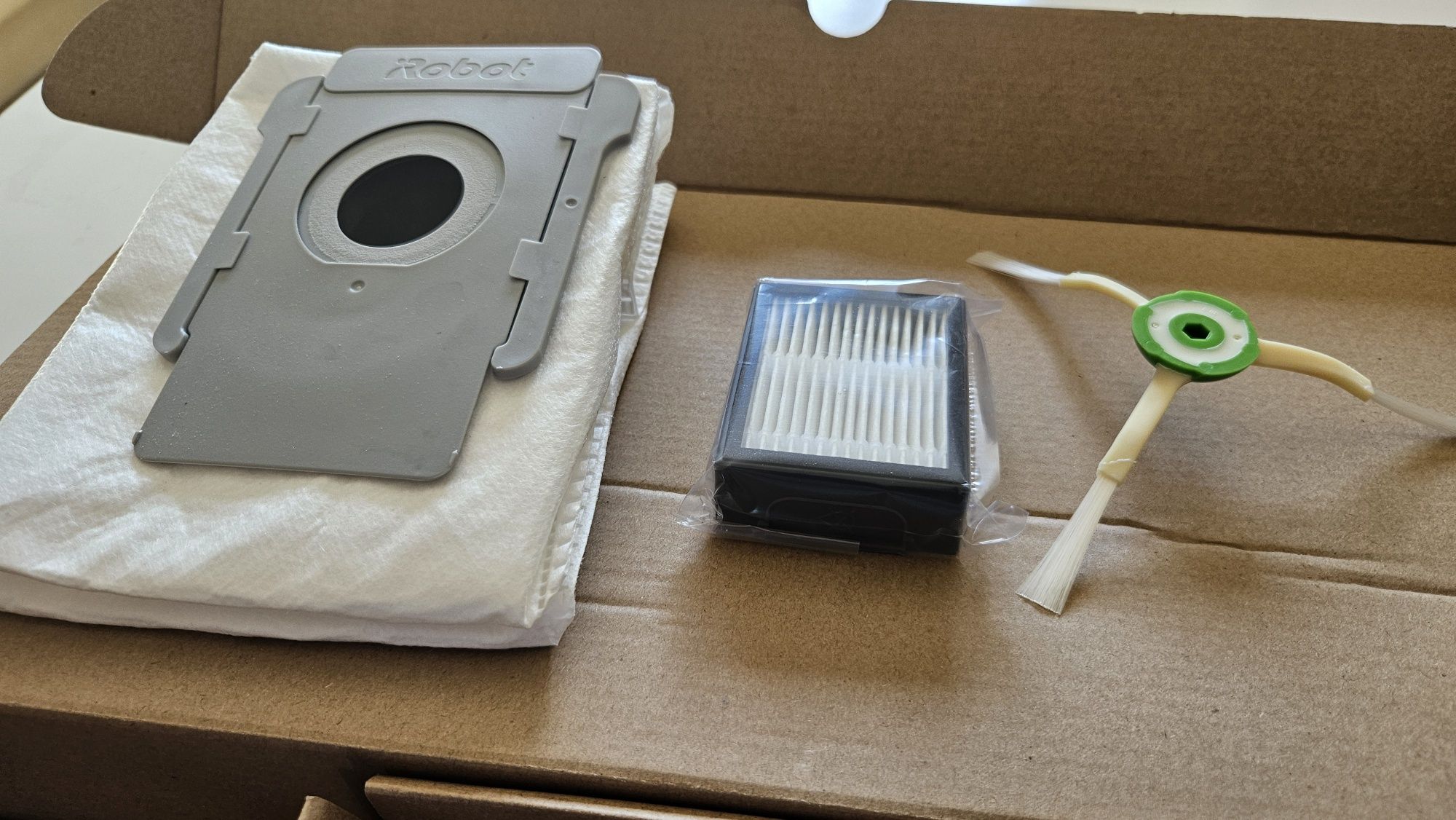 Roomba i7 - worek szczotka filtr do odkurzacza