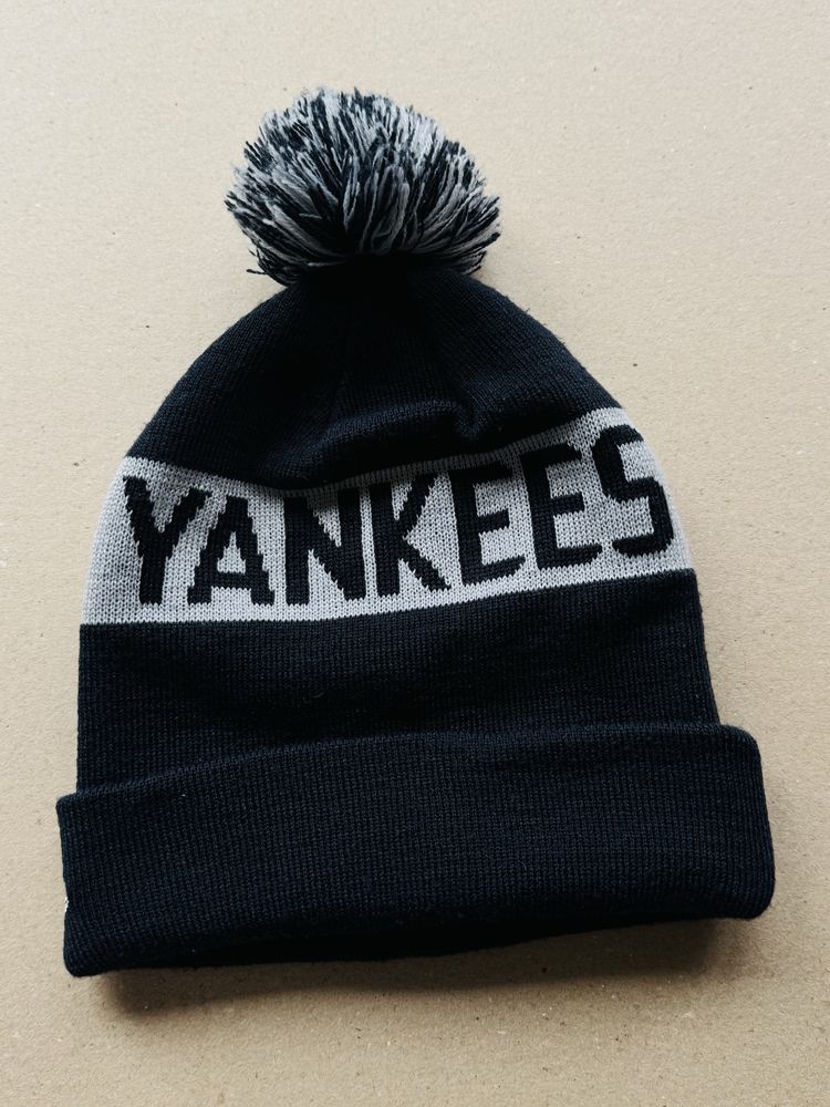 Шапка New york Yankees бейсбол з помпоном темно сіра унісекс
