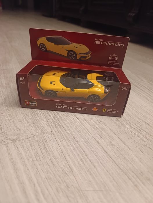 Model auto Shell ferrari 12 Cilindri 2025, bluetooth.