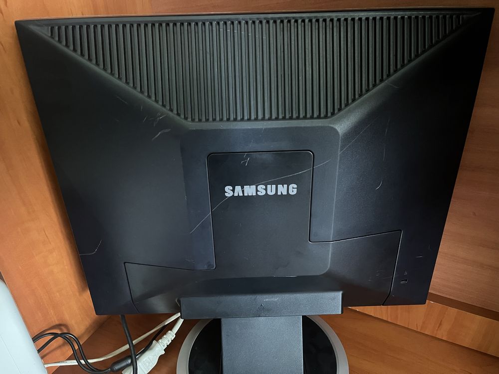 Monitor Samsung SyncMaster 940N