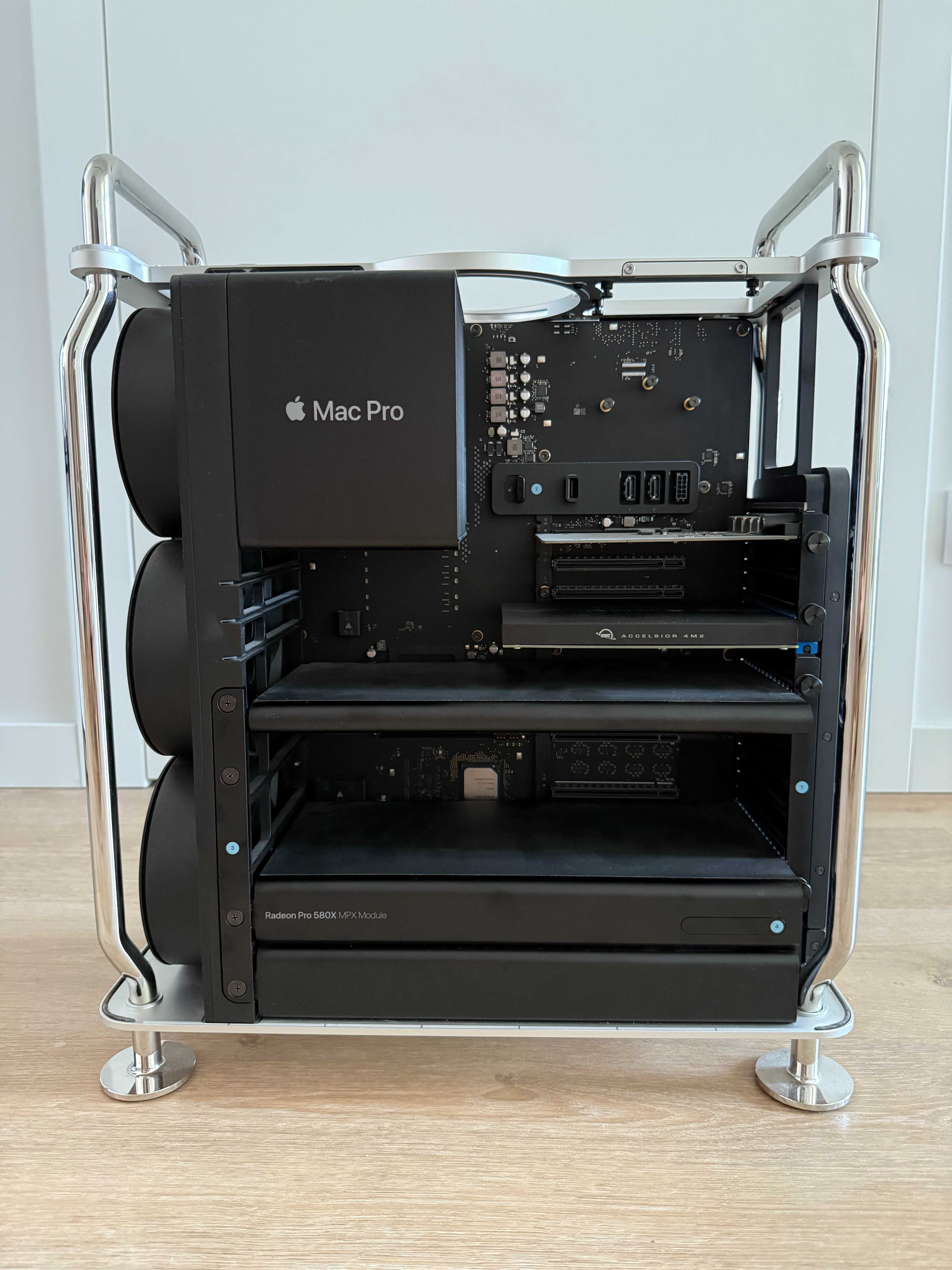 Mac Pro 2019 96GB RAM 6TB