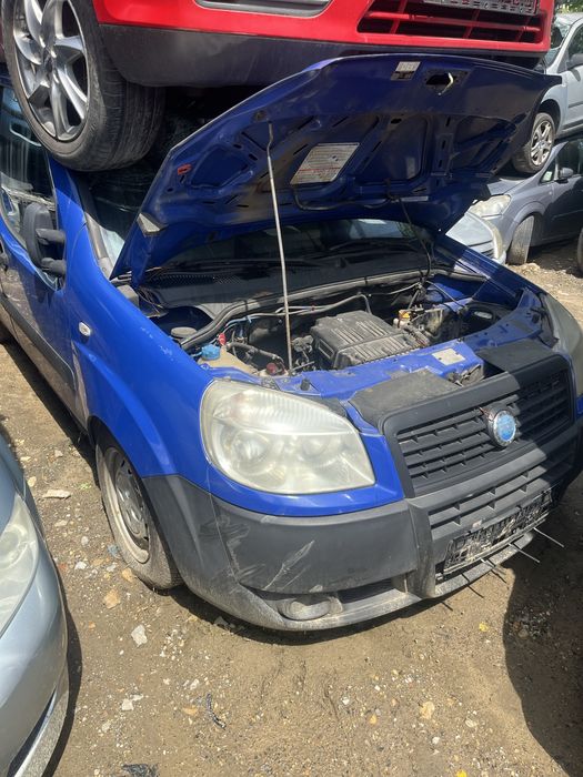 Розбирається фіат добло 2008