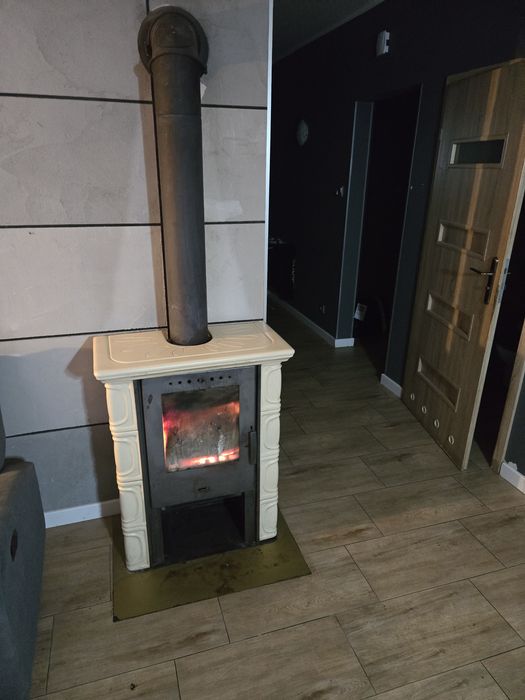 Sprzedam kominek ceramiczny