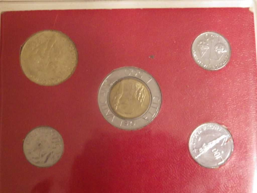 Zestaw Souvenir Vaticano monety znaczki Jan Paweł