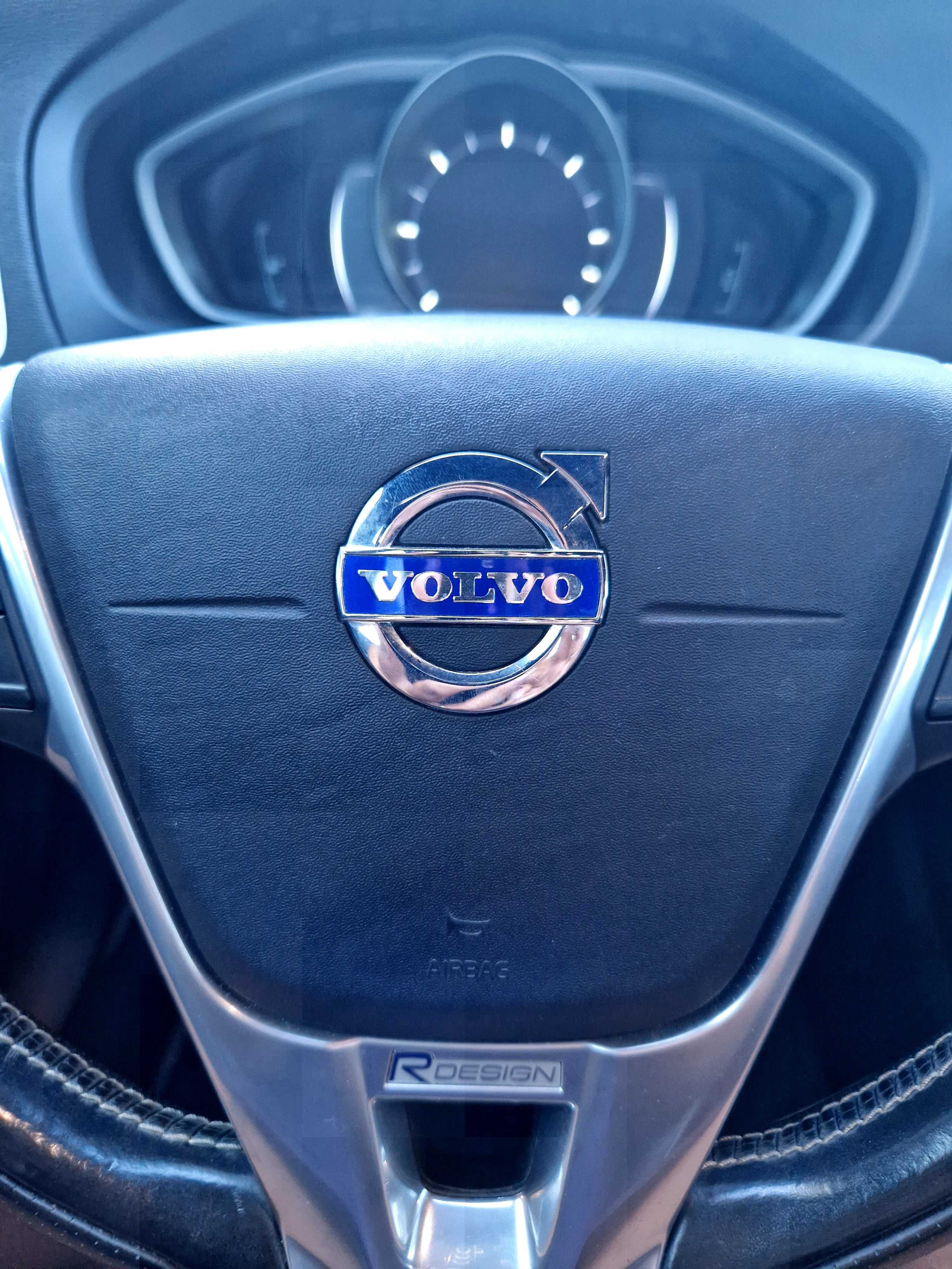 Volvo V40 R- Design 2.0 D2