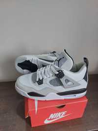 Nike Air Jordan IV