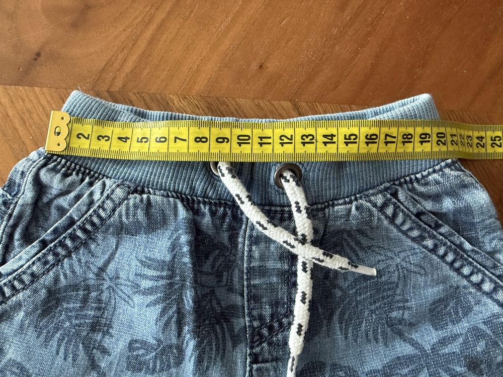 Szorty chłopięce jeansowe Mothercare r. 74 80 krótkie spodenki