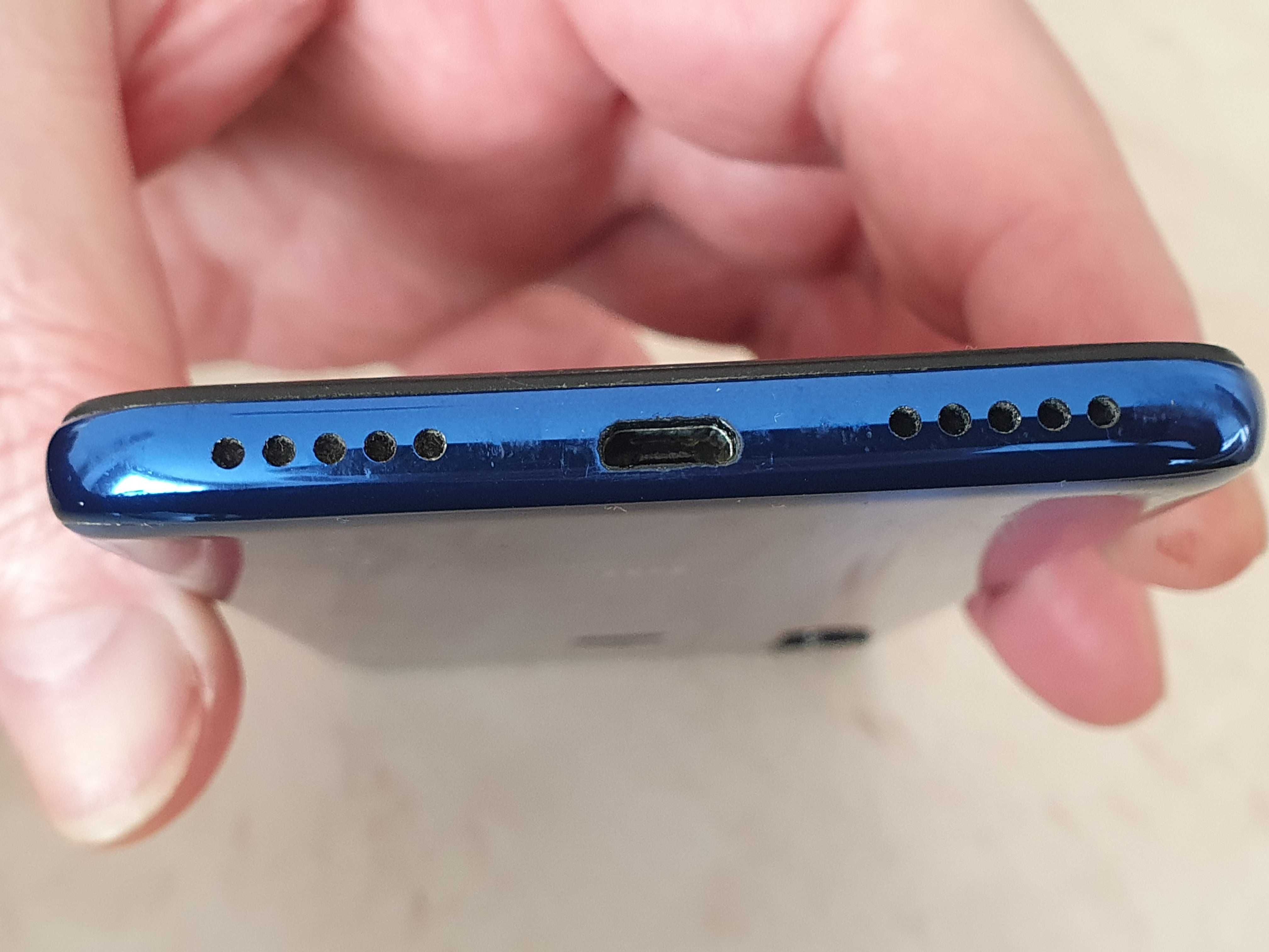 Xiaomi Mi Play 4/64 не включается