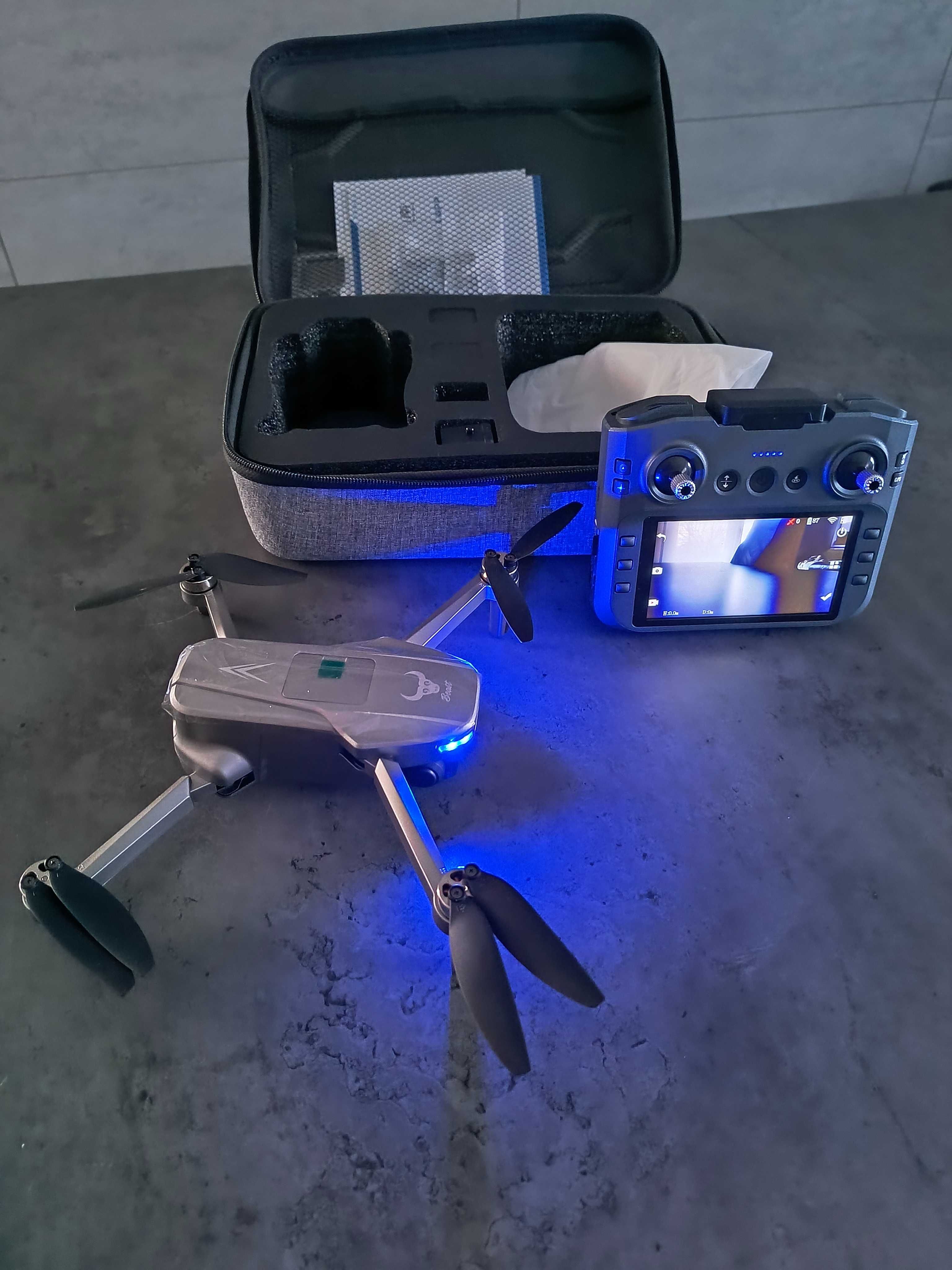 DRON profesjonalny z GPS - RADIO Z MONITOREM LCD + dodatkowa bateria !