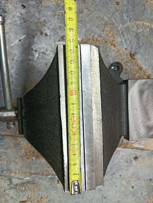 Imadło 150mm  duże  fajne do komórki , piwnicy , warsztatu