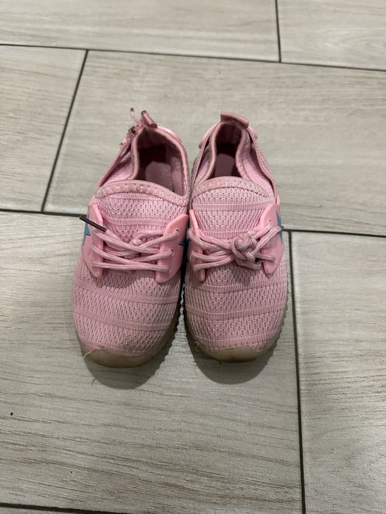 Дівчачі рожеві кросівки 16,5 см по устилці