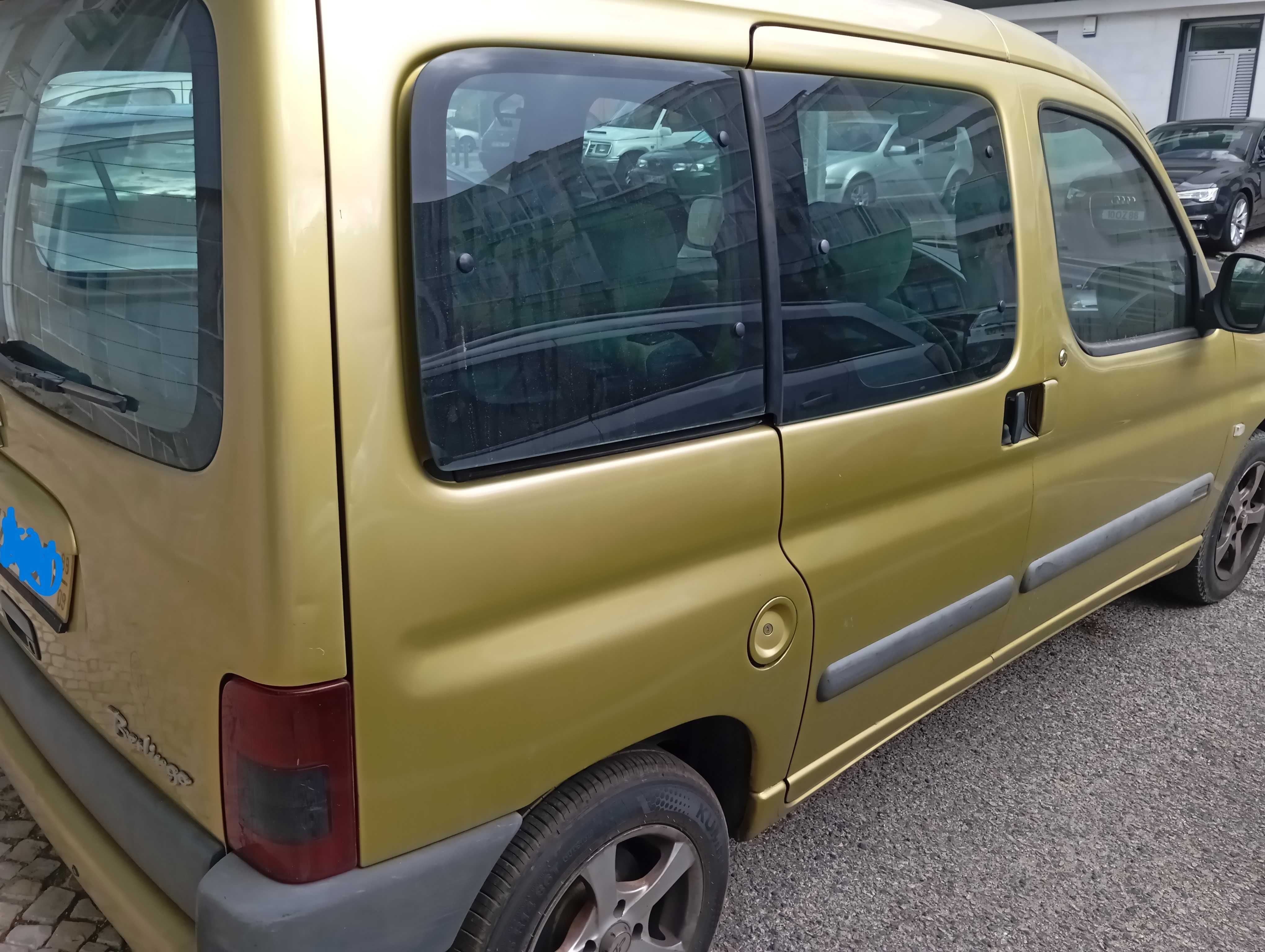Citroen Berlingo 1.4 Gasolina -- LER ATE AO FIM!