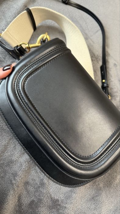 Сумка Zara черная через плече