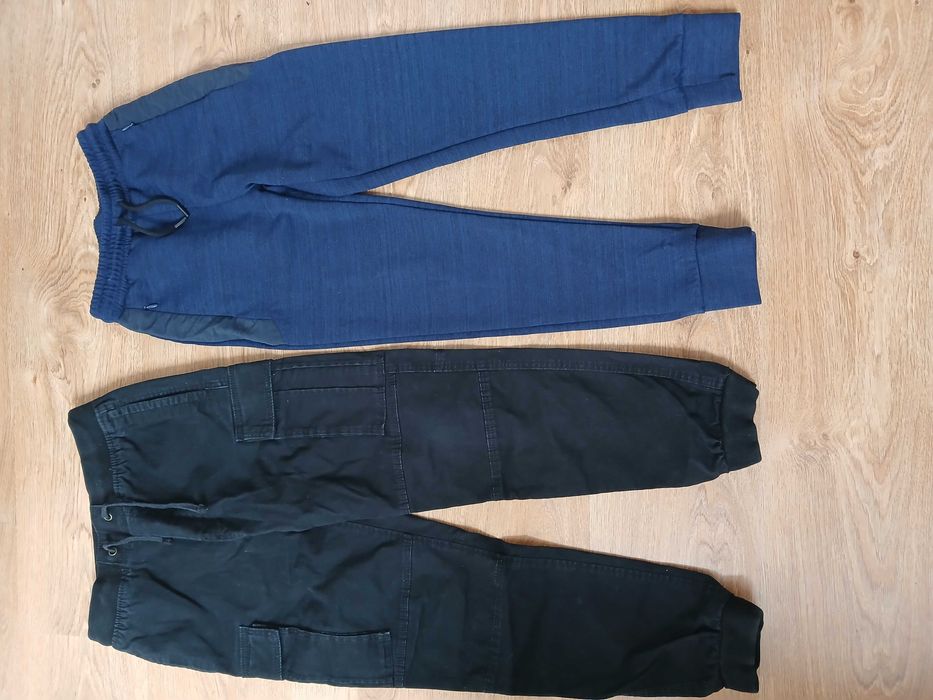 Spodnie  chłopięce  146 cm 2 szt.