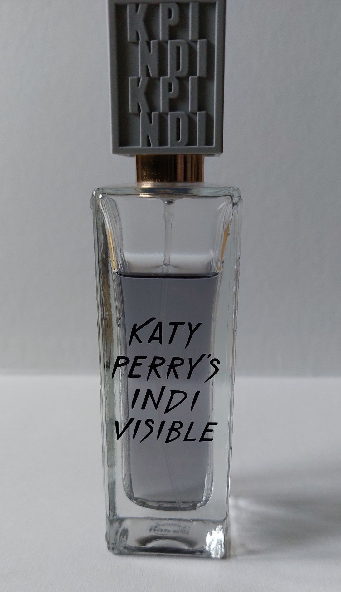 Katy Perry's Indivisible perfumy