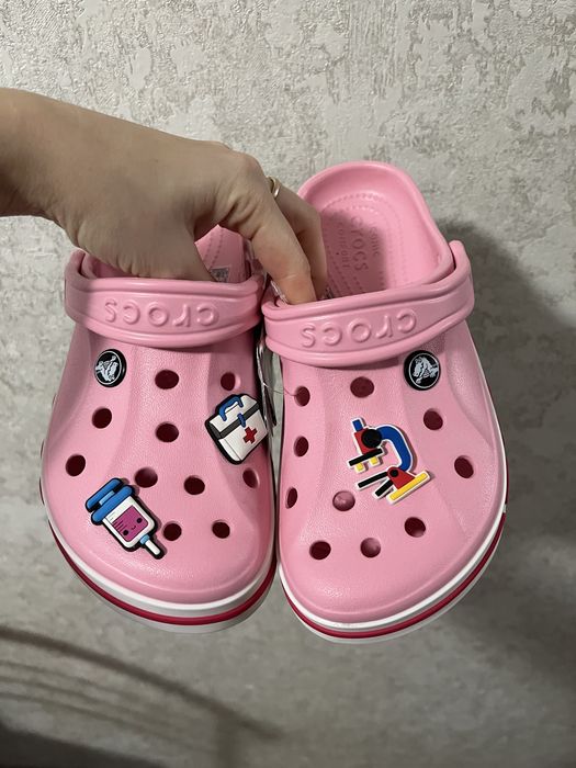 Продам Crocs 35 розмір