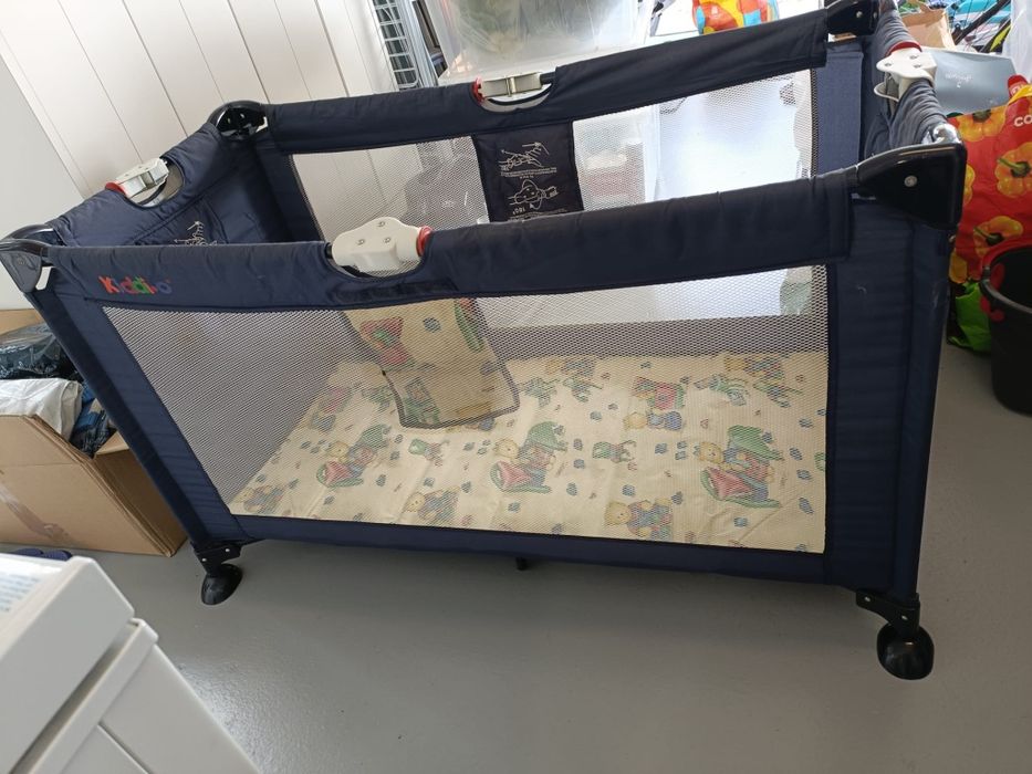 Berço cama de viagem