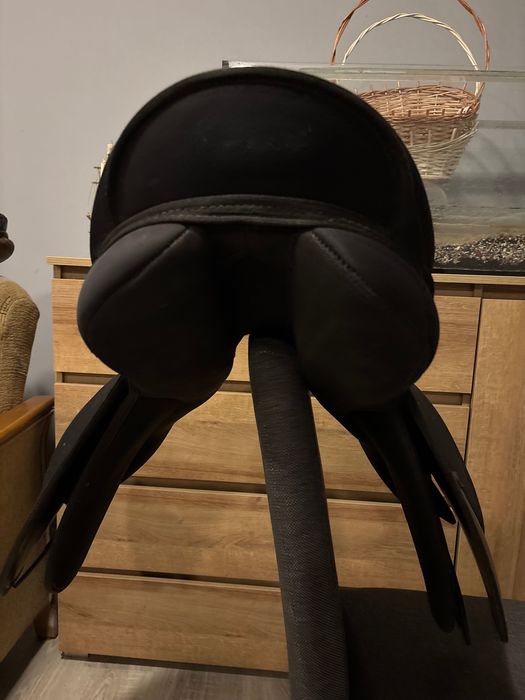 Syntetyczne wszechstronne siodło HORZE 17,5