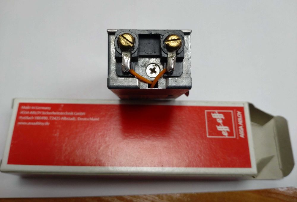 Електромеханічна клямка EFF EFF 115 E34 НЗ для замків MTL (Б/В)