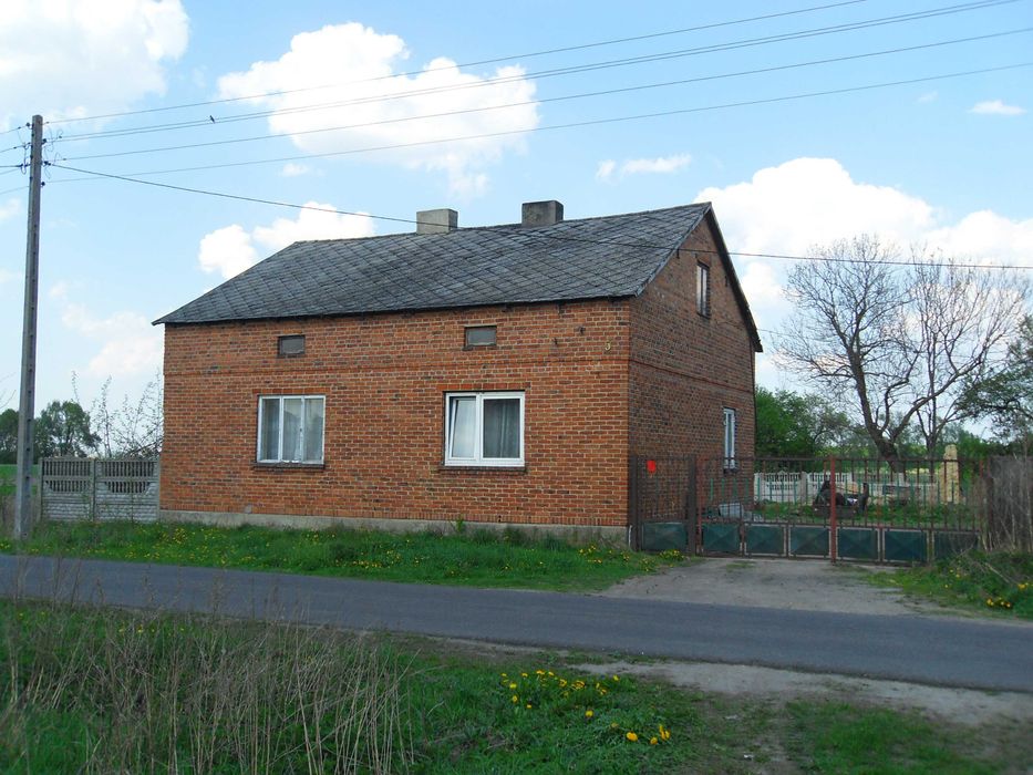 Sprzedam dom w dobrej lokalizacji