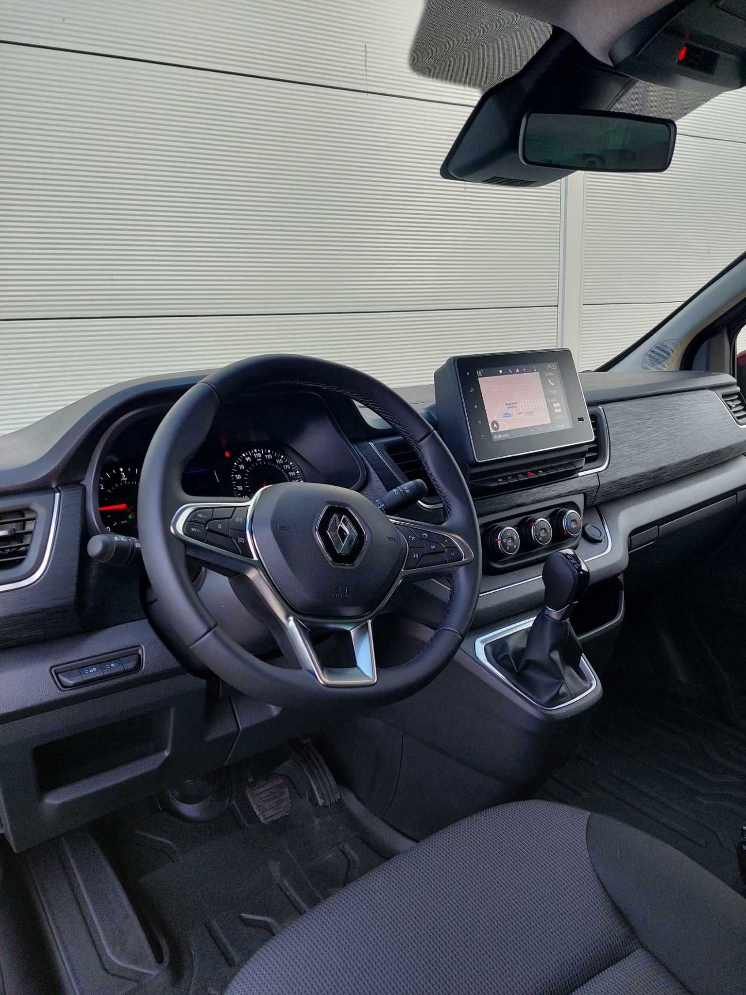 TANI wynajem busa samochodu auta 7 8 9  osobowego diesel hak automat