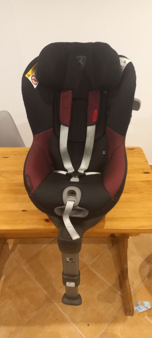 Fotelik obrotowy Cybex sirona i-size 360 ferrari isofix