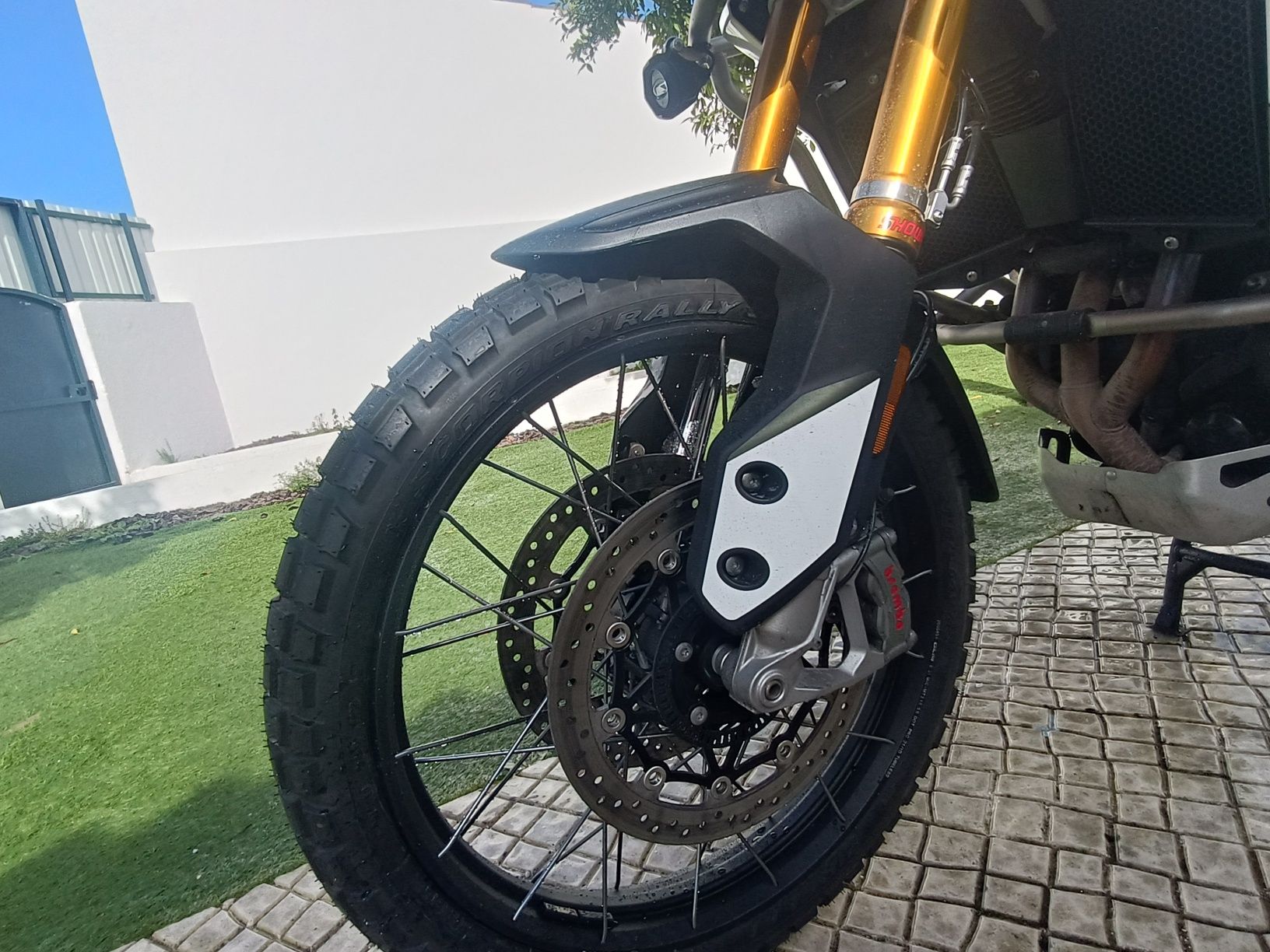 Triumph 900 rally Pro 2022