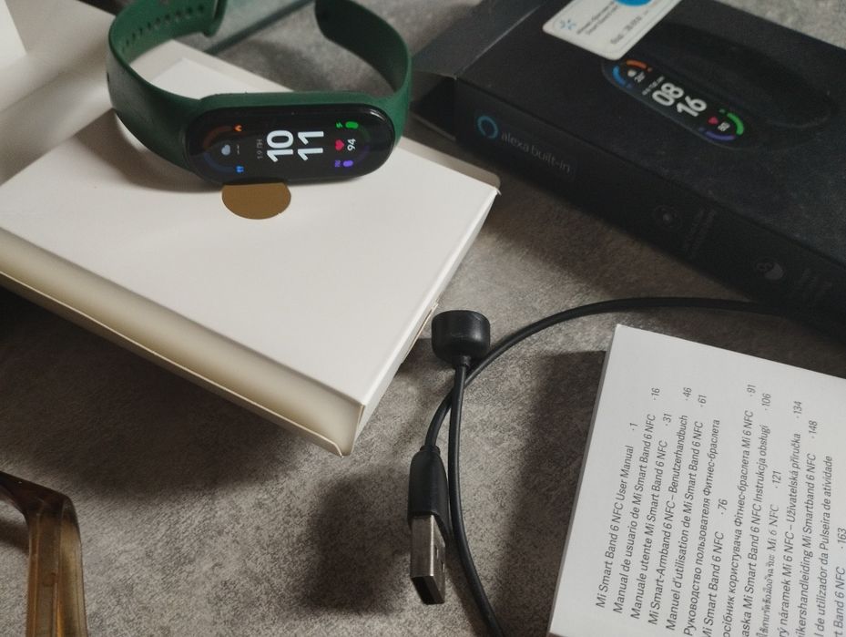 Срочно. .Фітнес-браслет Xiaomi Smart Band 6 з NFC  ( ОРІГІНАЛ)+ Стан !