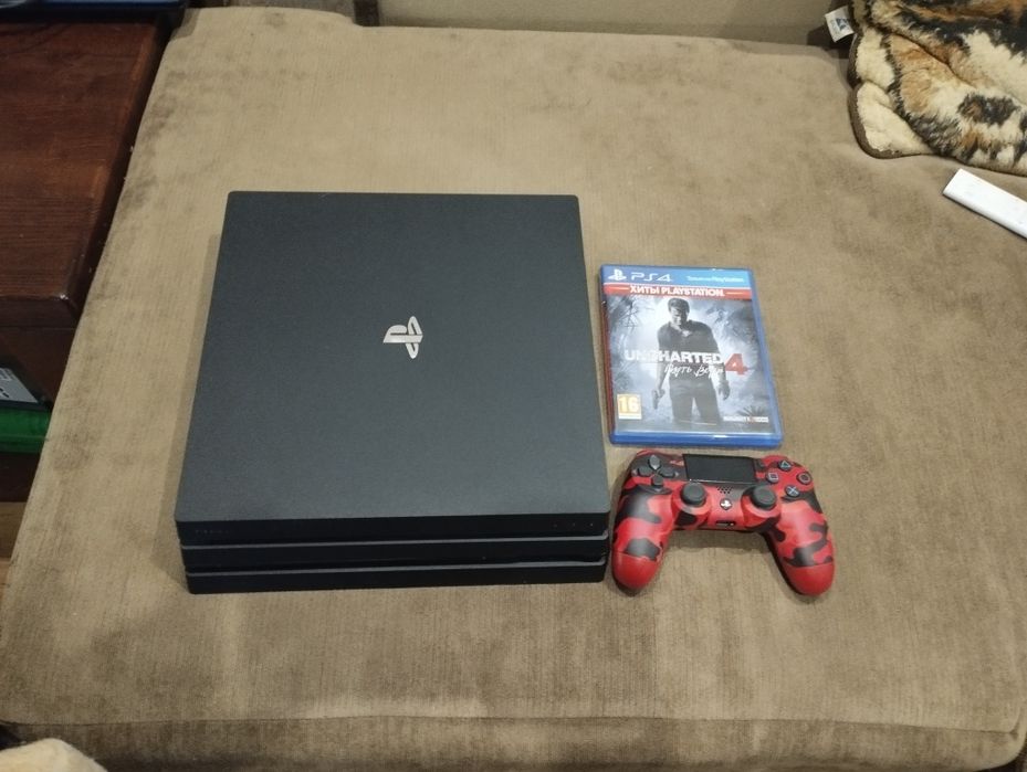 Playstation 4 pro з акаунтом