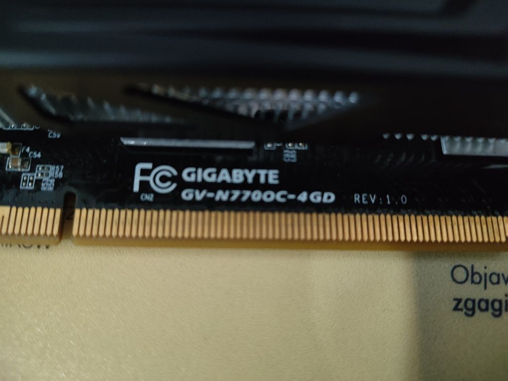 GeForce GTX 770 4GB ram na szynie Gigabyte USZKODZONA
