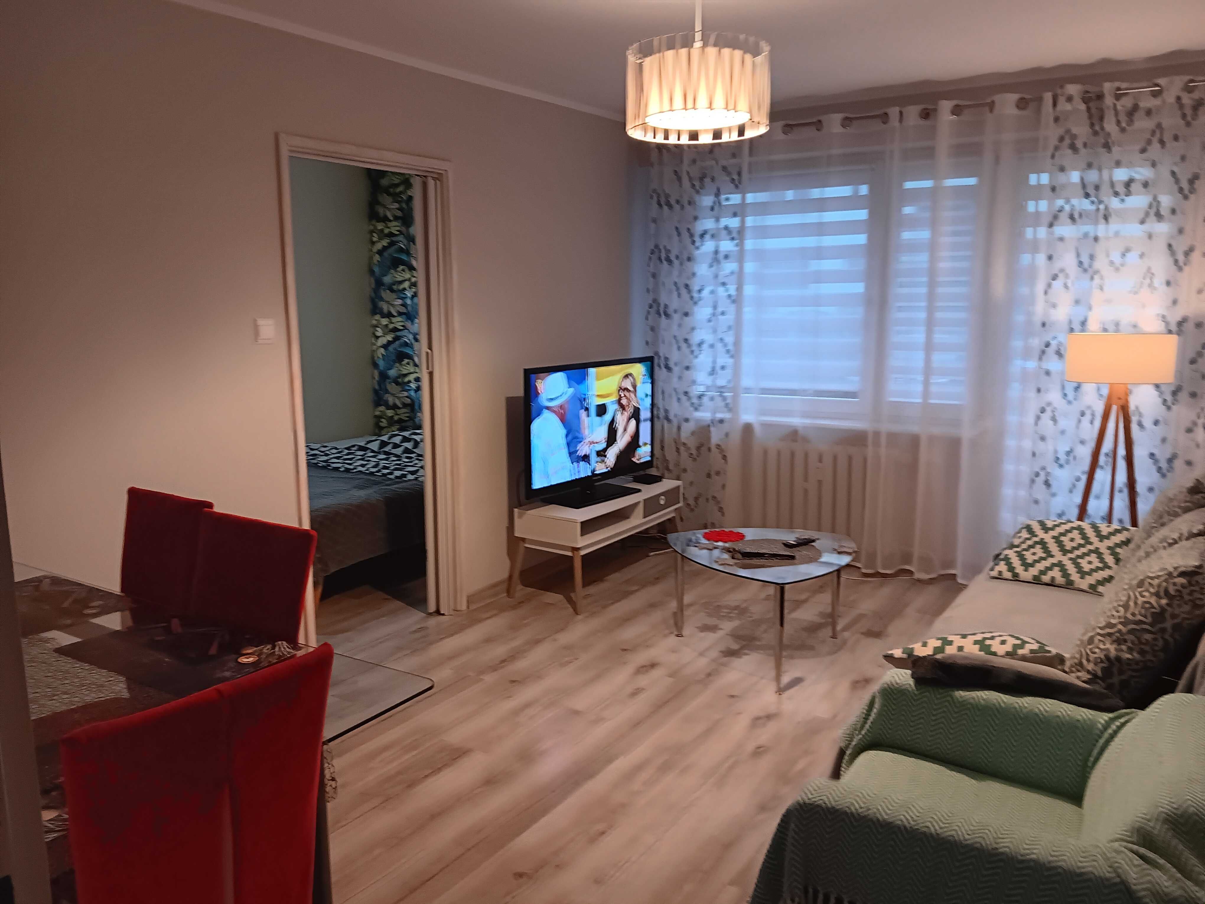 Apartament na doby - Noclegi "Mieszko" dla osób prywatnych i firm