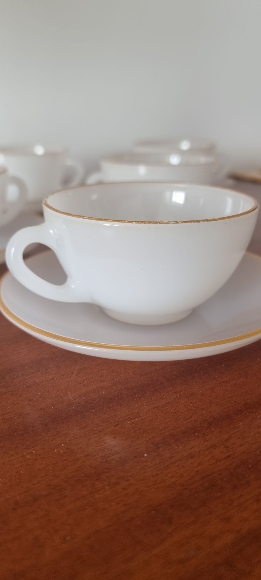 Serviço de café branco
