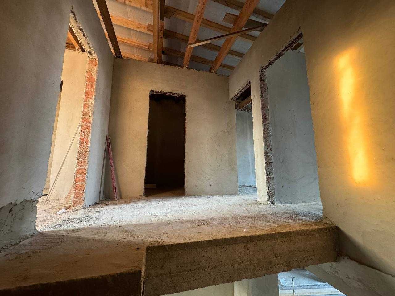 Вже збудований Таунхаус 118 м2 з всіма міськими комунікаціями, розтерм