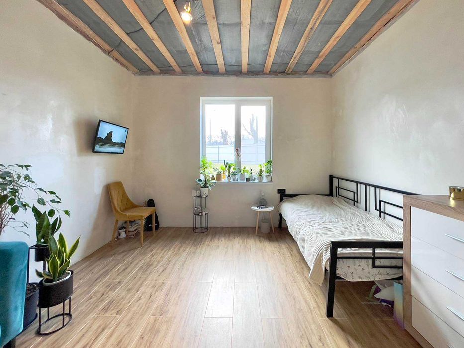 Продам стильный новый дом на  Роменской.