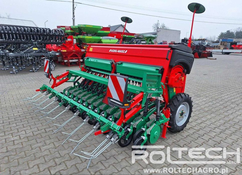 Siewnik Zbożowy 3m AGRO-MASZ SR301 Stopkowy Talerzowy SN301 Model 2025
